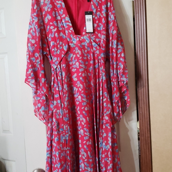 BCBG MAXAZIRA LONG LOWCUT DRESS NWT SIZE M - Picture 3 of 7